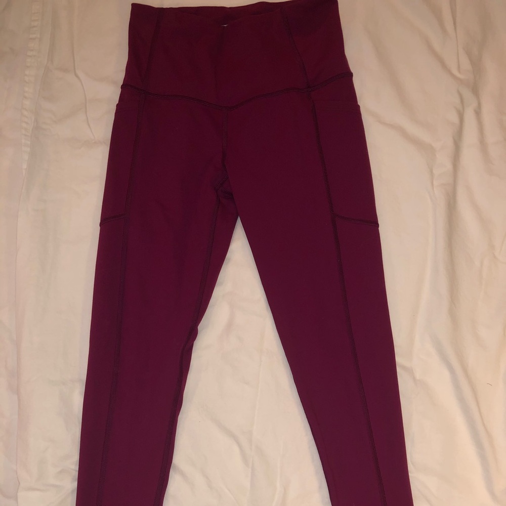 Brand new maroon leggings